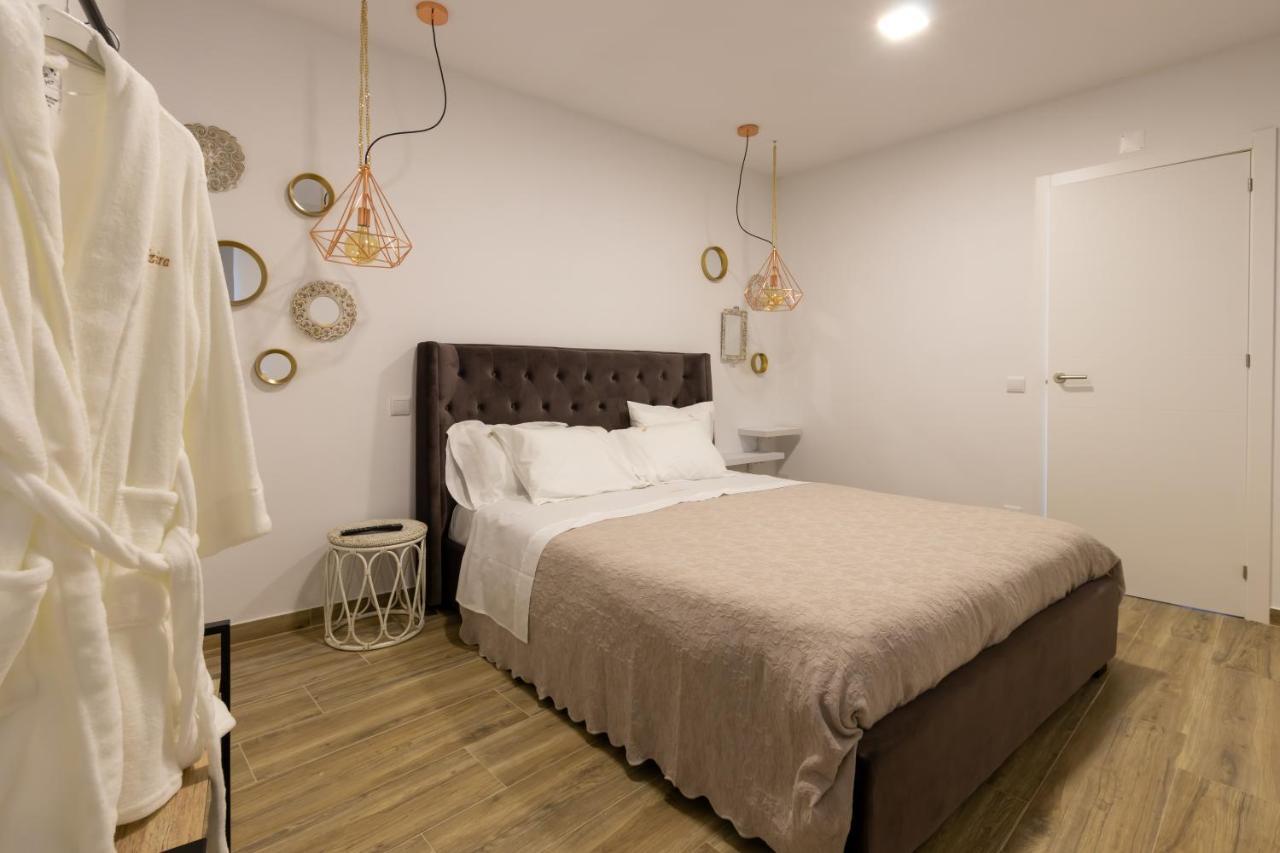 Alzira Farm stay *